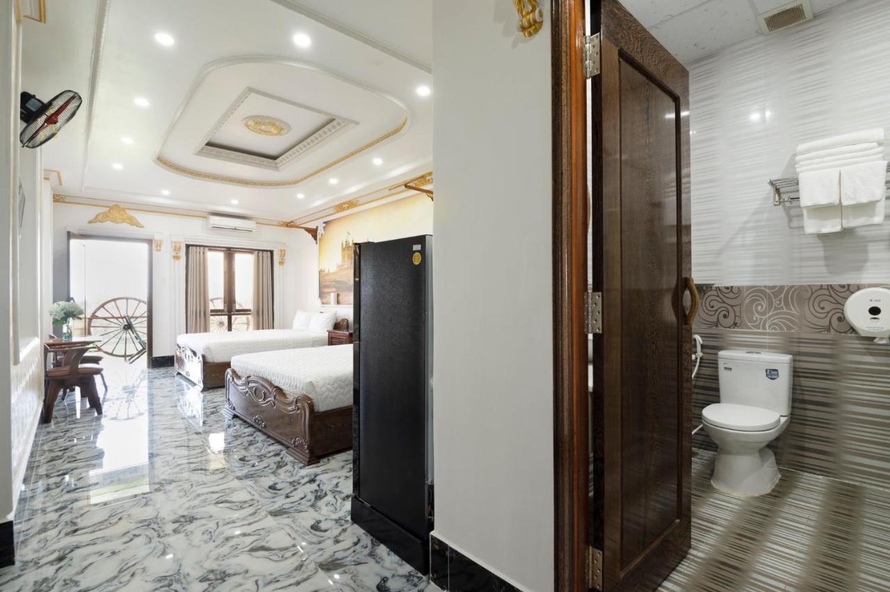 Little Saigon Hotel Chau Doc Exterior photo